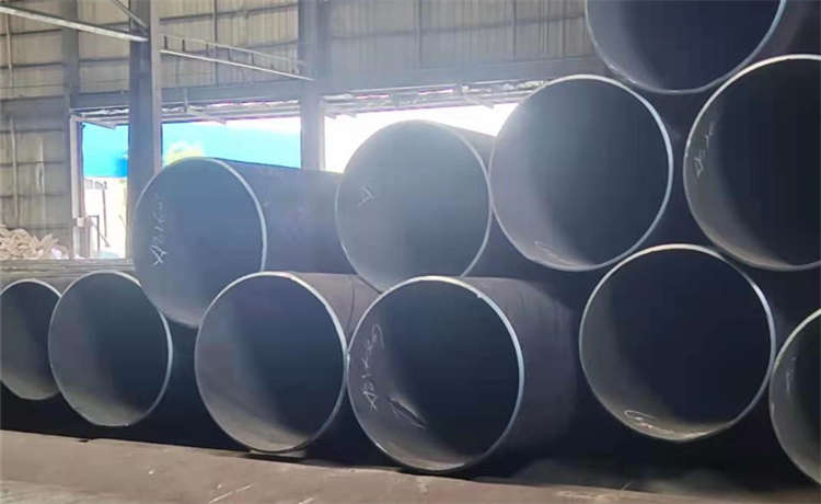 200mm螺旋鋼管，鋼鐵世界920mm螺旋鋼管，鋼材場(chǎng)環(huán)氧粉末防腐螺旋管，1224螺旋焊管