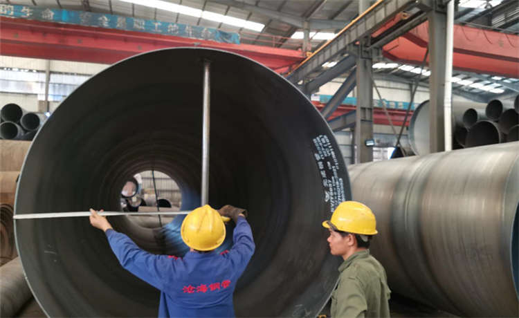 dn350螺旋鋼管，深圳鋼鐵世界1220mm螺旋鋼管，循環(huán)水螺旋焊管，800鎖扣螺旋管廠家