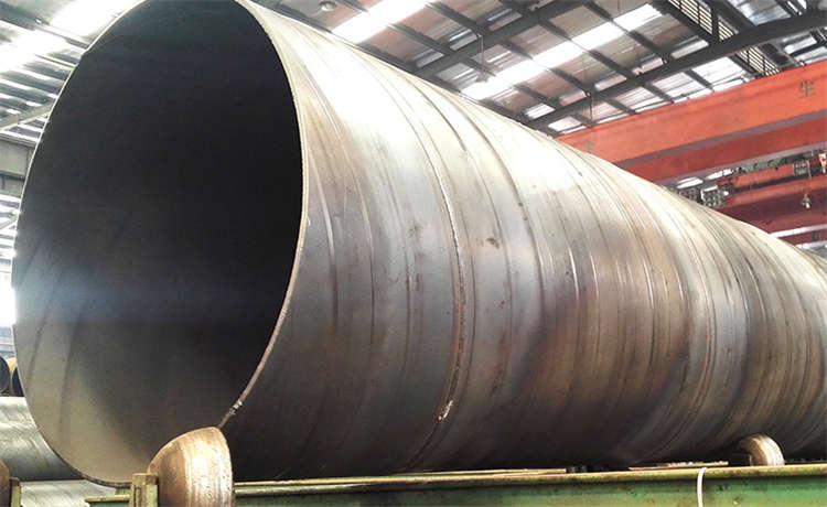 2000mm螺旋焊管，深圳鋼材場環(huán)氧煤瀝青防腐螺旋管，dn1800螺旋管，螺旋鋼管廠商