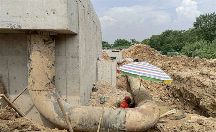 鋼材場鍍鋅板管，貴港610鋼立柱，1720mm螺旋鋼管，埋地螺旋焊管廠家