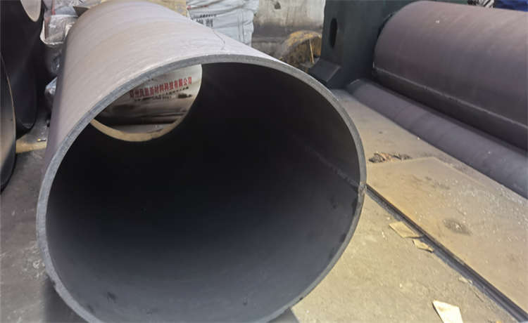 1750 2020螺旋管，廣州DN1900mm螺旋管，200mm螺旋鋼管，鋼材場螺旋管生產(chǎn)廠家螺旋鋼管加工廠