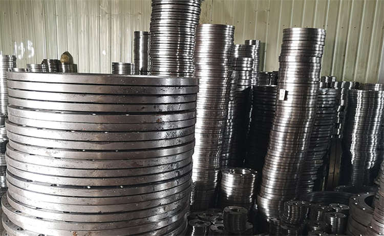 700 鋼材場螺旋焊管，河源H型鋼，1820mm螺旋鋼管，1000鎖扣螺旋管