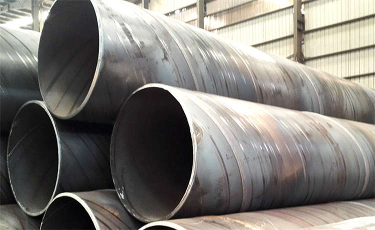 有沒有加工鋼護筒的，鋼護筒廠家，內(nèi)徑2400螺旋鋼管，660mm螺旋管